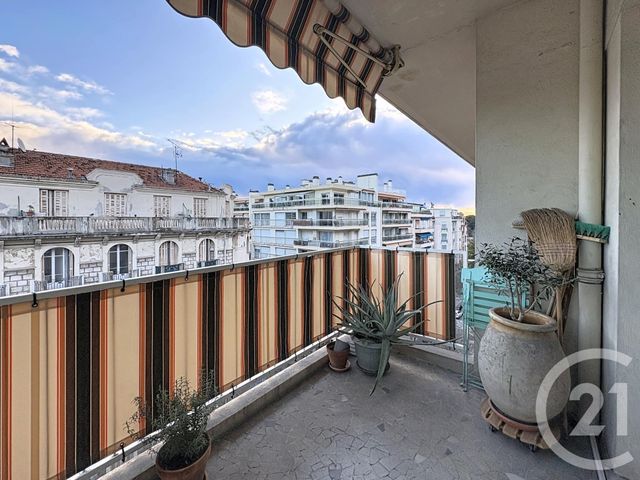 Appartement F3 à vendre - 3 pièces - 68.02 m2 - NICE - 06 - PROVENCE-ALPES-COTE-D-AZUR - Century 21 Optimmo