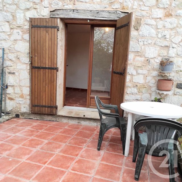 Appartement F2 à louer - 2 pièces - 31.11 m2 - ROQUEFORT LES PINS - 06 - PROVENCE-ALPES-COTE-D-AZUR - Century 21 Optimmo