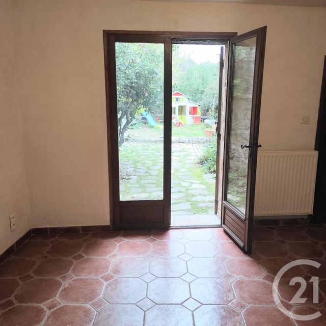 Appartement F2 à louer - 2 pièces - 31.11 m2 - ROQUEFORT LES PINS - 06 - PROVENCE-ALPES-COTE-D-AZUR - Century 21 Optimmo