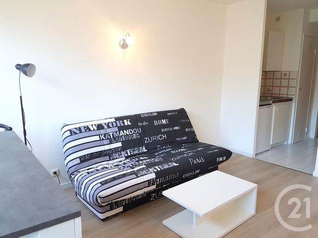 Appartement Studio à louer - 1 pièce - 19.01 m2 - VILLENEUVE LOUBET - 06 - PROVENCE-ALPES-COTE-D-AZUR - Century 21 Optimmo