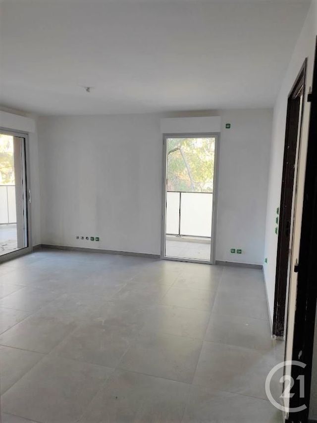 Appartement F2 à louer - 2 pièces - 41.63 m2 - MOUGINS - 06 - PROVENCE-ALPES-COTE-D-AZUR - Century 21 Optimmo